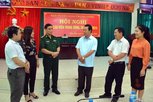 Hội nghị Báo cáo viên trực tuyến tháng 5/2020