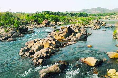 Đến 'chảo lửa' chiêm ngưỡng thác Voi