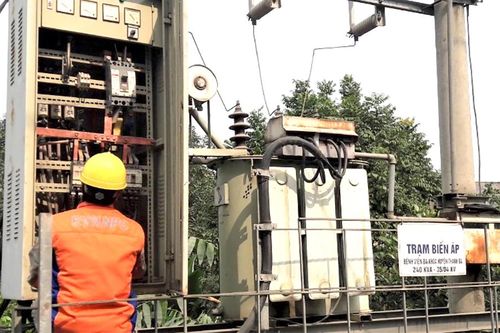 Đoàn ĐBQH tỉnh làm việc tại Công ty Điện lực Phú Thọ trước Kỳ họp thứ 9 - khóa XIV