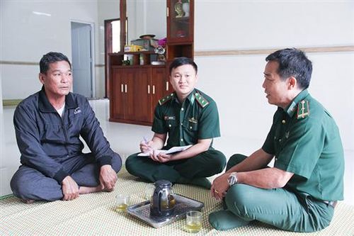 Vững vàng nơi đầu sóng