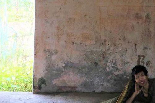 Chuyện về người đàn bà điên sống một mình hơn 20 năm ở Hải Phòng