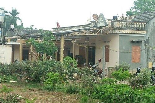 Dông lốc làm hơn 2.000 nhà ở Thái Nguyên và Yên Bái bị hư hỏng