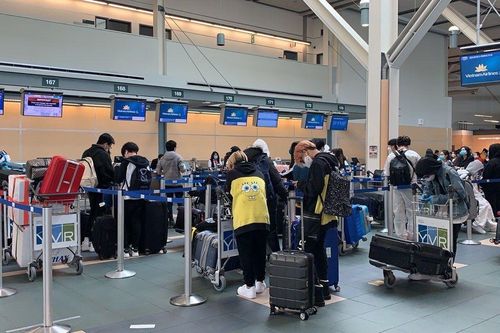Covid-19: Hơn 270 công dân Việt Nam từ Canada đã trở về nước an toàn