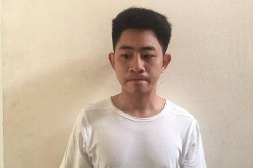 Thuê xe cẩu trộm 3 ô tô bán sắt vụn