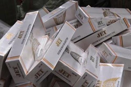 Chở 600 bao thuốc lá lậu đi bán kiếm lời, một phụ nữ bị phạt 85 triệu đồng