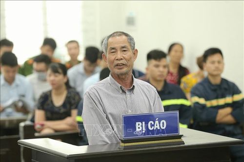 Giảm án cho 2 bị cáo chống người thi hành công vụ tại trường Pascal
