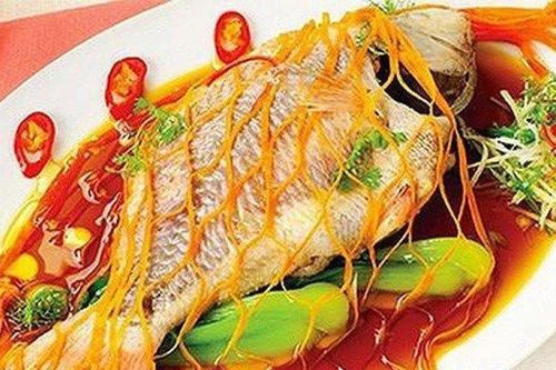 Những bộ phận không ăn được của cá cần loại bỏ tránh rước họa vào thân