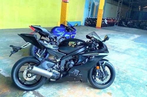 Bộ đôi siêu mô tô Yamaha R1 và R6 2020 bất ngờ về Việt Nam