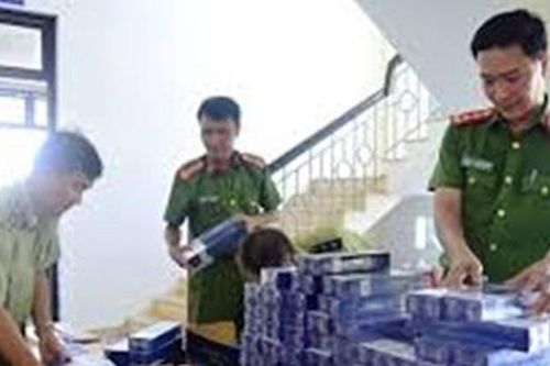 Vận chuyển thuốc lá lậu vùng giáp biên