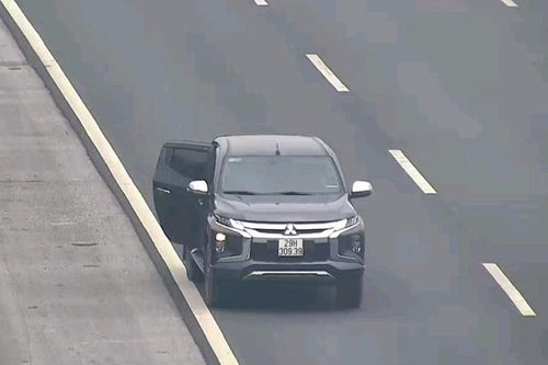 Phạt tài xế dừng xe đi vệ sinh trên cao tốc Hà Nội - Hải Phòng