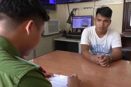 Đà Nẵng: Bắt nhóm thanh, thiếu niên chuyên đập kính ô tô, trộm tài sản