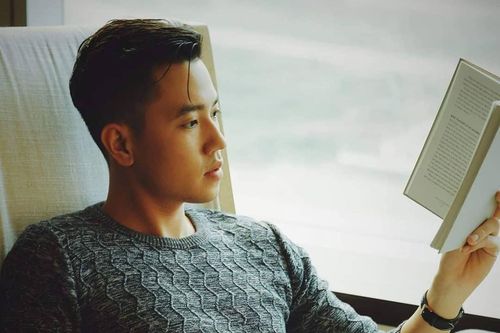 Cơ trưởng Quang Đạt: 'Nhuận bút viết sách chỉ đủ mời bạn bè một bữa'