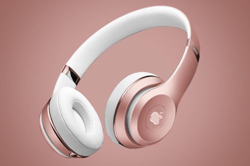 Lộ diện tai nghe over-ear mới của Apple