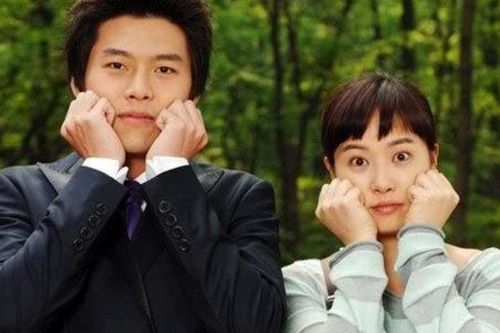 Tuổi 45 của nàng 'Kim Sam Soon' sánh vai Hyun Bin một thời