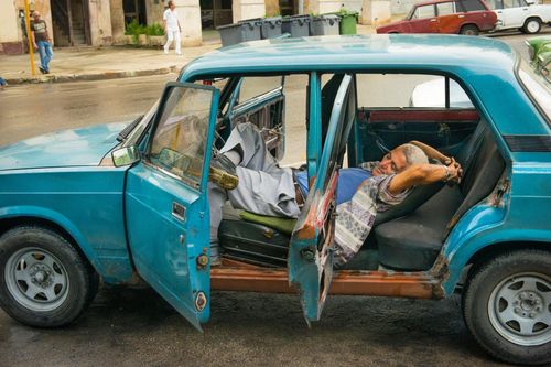Người Cuba và tình yêu với những chiếc Lada