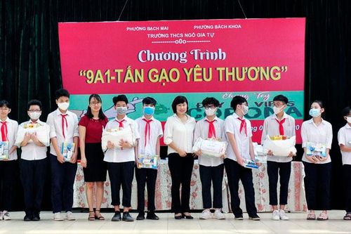 Chung tay hỗ trợ bạn học và người nghèo quận Hai Bà Trưng vượt qua Covid-19