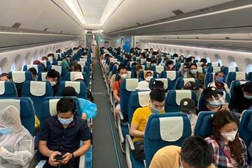 Vietnam Airlines đưa hơn 270 công dân Việt Nam từ Malaysia về nước