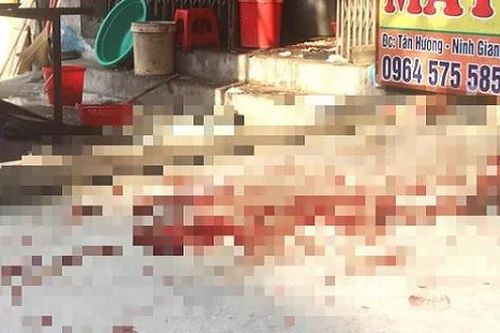 Đối tượng nghi 'ngáo đá' đâm vợ chồng bán đậu phụ trọng thương