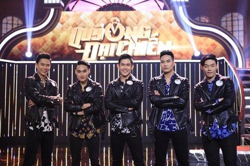 Hương Giang bối rối vì học trò cũ tỏ tình ngay trên truyền hình