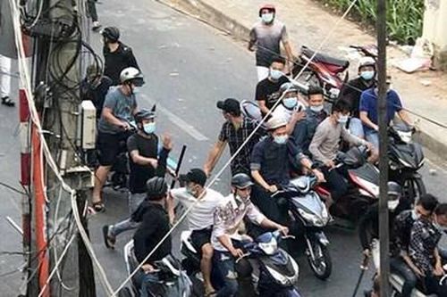 Thanh niên gọi 'lực lượng' chém 5 người nhập viện vì hỏi mà không trả lời