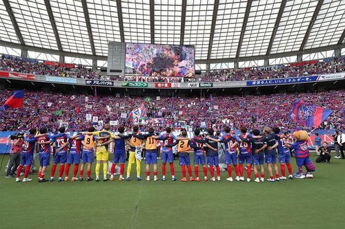 Cú bắt tay Tokyo FC và Sài Gòn FC