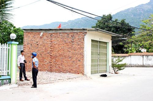 Một cán bộ xã bị tố xây dựng nhà trái phép