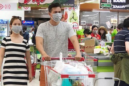 Xây dựng văn hóa ứng xử nơi công cộng trong giai đoạn mới: Giữ gìn, phát huy những nét đẹp