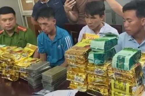Bắt 3 đối tượng vận chuyển 44 kg ma túy