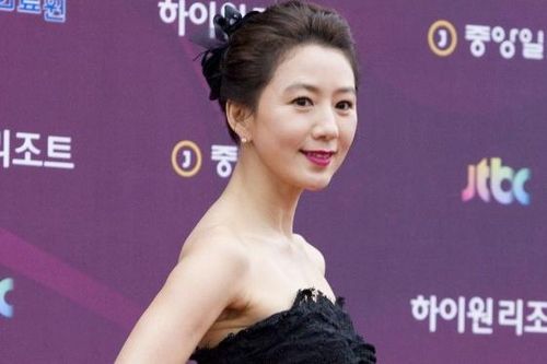 Kim Hee Ae nhận cát-xê triệu USD