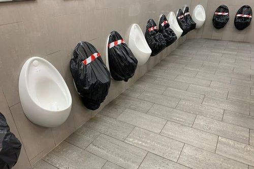 Cách tránh lây virus sáng tạo của các nhà hàng, tiệm cắt tóc toàn cầu