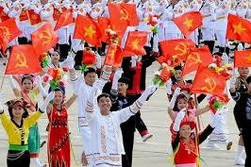 Mười năm, ba mặt trận và 'bó đuốc' đại đoàn kết