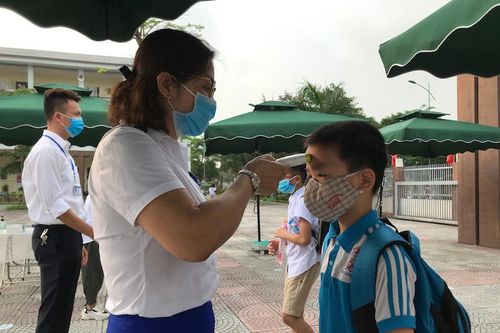 Chú trọng phòng, chống dịch Covid-19 trong ngày đầu trẻ mầm non, tiểu học trở lại trường