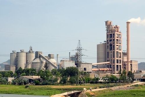 Nỗ lực phát triển ngành công nghiệp xi-măng ở Nghệ An