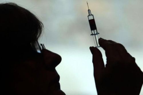 Cảnh báo: Virus SARS-CoV-2 đang thích nghi với con người