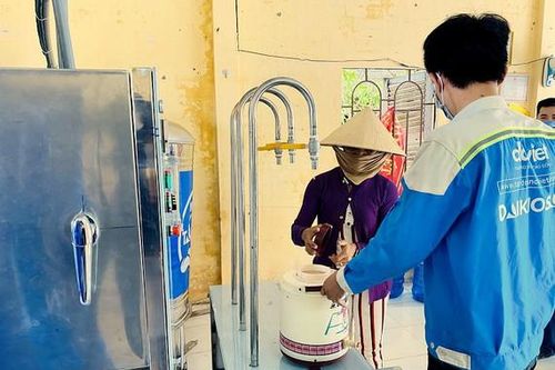 Tặng hệ thống máy lọc nước nhiễm mặn tại Trà Vinh và Sóc Trăng