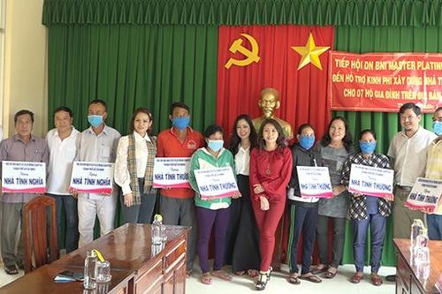 Hội Doanh nghiệp TP.Hồ Chí Minh hỗ trợ xây dựng 7 căn nhà