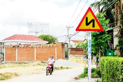 Biển báo giao thông chưa chính xác