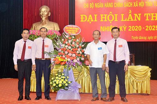 Đại hội Chi bộ Ngân hàng Chính sách xã hội tỉnh lần thứ IV