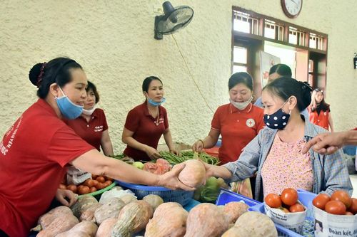 Hãy luôn yêu thương và chia sẻ những điều tốt đẹp