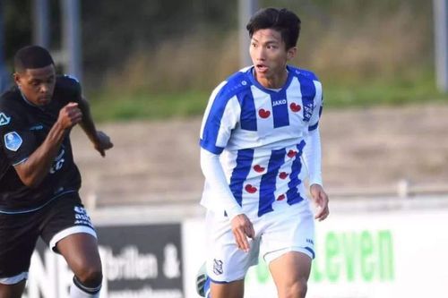 HLV Heerenveen: Đoàn Văn Hậu bật nhảy tốt nhưng bứt tốc chưa nhanh