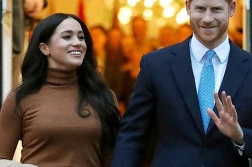 Hành động tiếp theo của Meghan Markle khiến công chúng ngày càng phản cảm, tin rằng cô rời khỏi hoàng gia Anh là chính xác