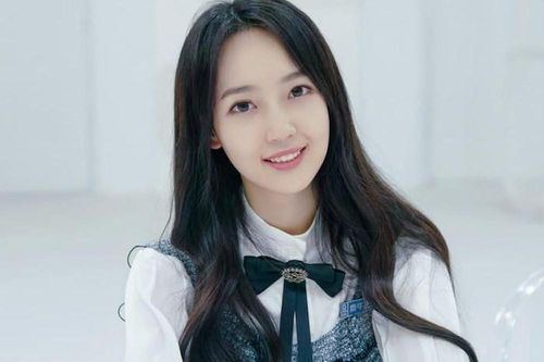 Tần Ngưu Chính Uy chiếm hết spotlight của Trần Kiều Ân trong phim mới về đề tài chống dịch