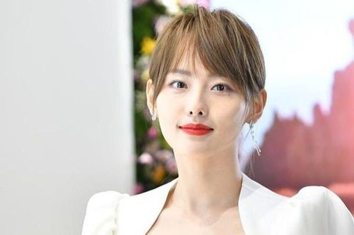 Trương Gia Nghê lần đầu xuất hiện sau khi giảm cân quá mức