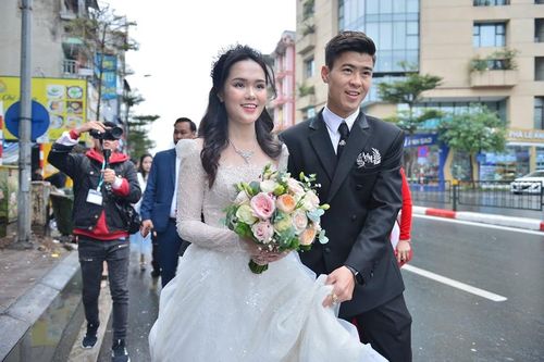 Duy Mạnh bị tố đánh vợ nơi công cộng, Hà Nội FC lên tiếng bênh vực