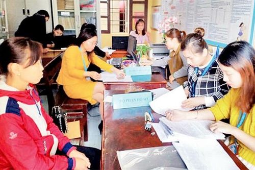 Giúp người lao động vượt qua khó khăn, ổn định cuộc sống