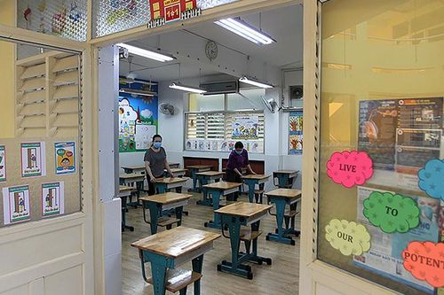 Niềm vui trở lại trường
