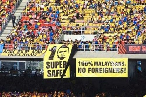 LĐBĐ Malaysia nhận sự chỉ trích dữ đội vì chính sách 'nhập tịch' ồ ạt