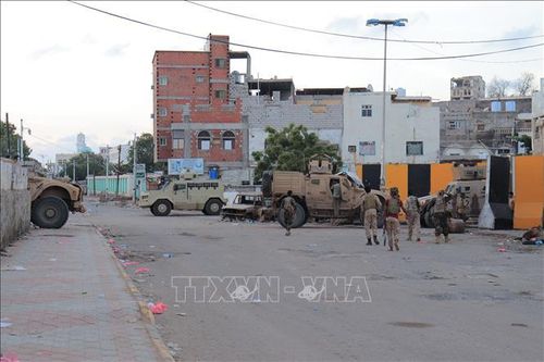 Đụng độ giữa quân chính phủ Yemen và lực lượng ly khai miền Nam