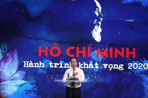 Học và làm theo Bác là cách thiết thực để xây dựng nước Việt Nam 'hùng cường'