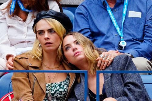 Vừa chia tay người tình đồng giới, Cara Delevingne đã sẵn sàng bước tiếp